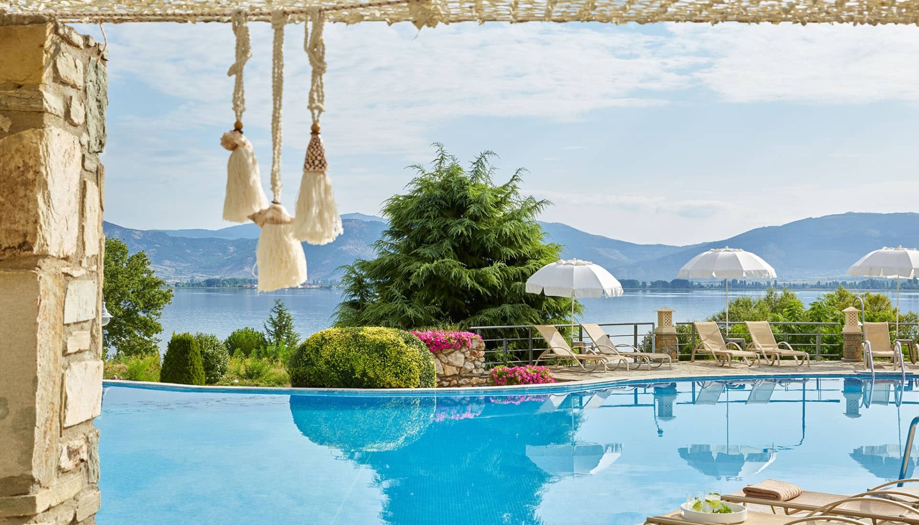 Limneon Resort & Spa - 1
